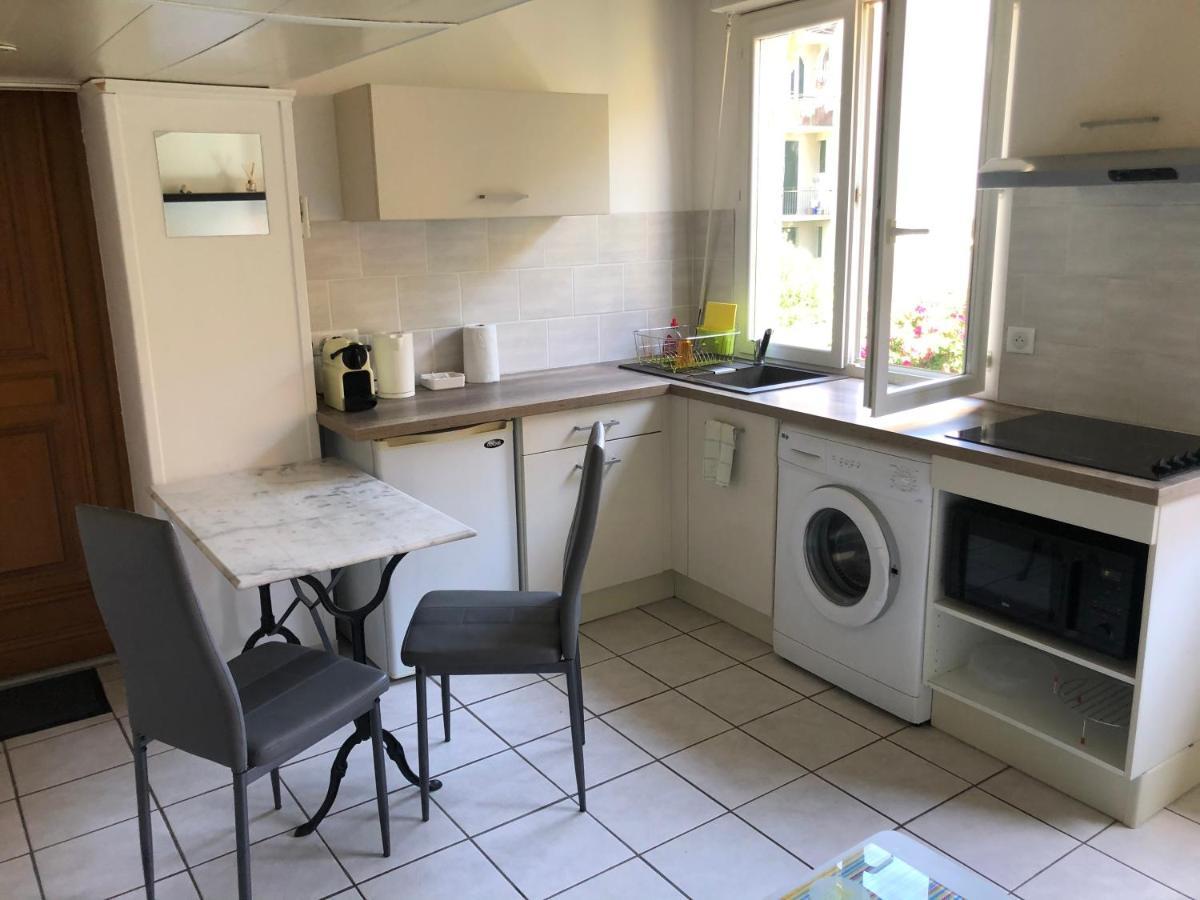 Ferienwohnung Meuble De Tourisme 2 Etoiles 40 Cours Napoleon Ajaccio  Exterior foto